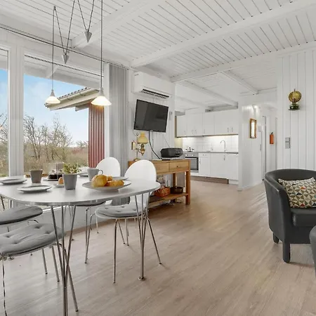Holiday home Stunning In Hurup Thy With Wifi Doverodde