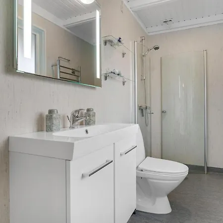 Holiday home Stunning In Hurup Thy With Wifi